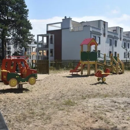 Beel W Pierwszej Linii Brzegowej 아파트 얀타르